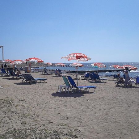 A Stone'S Throw From Everything Pafos Exterior foto
